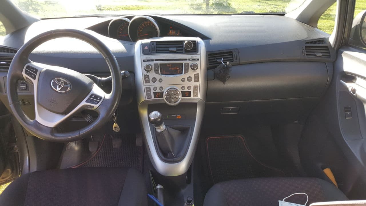 Toyota Verso | 5