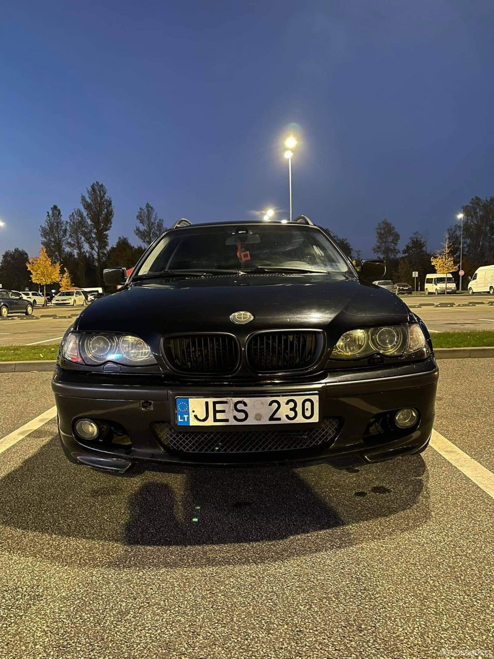 BMW 330 | 4