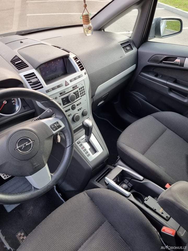 Opel Zafira | 8