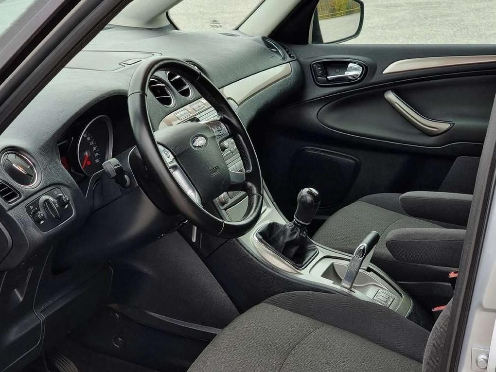 Ford Galaxy | 10
