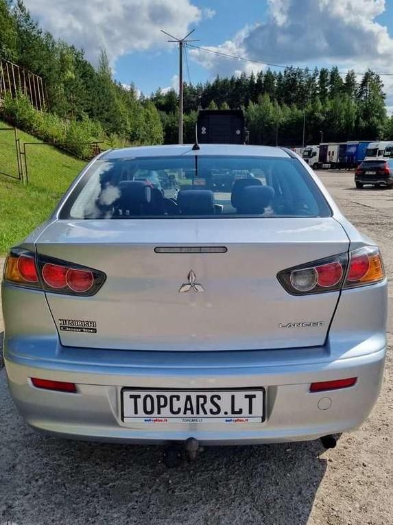 Mitsubishi Lancer | 1