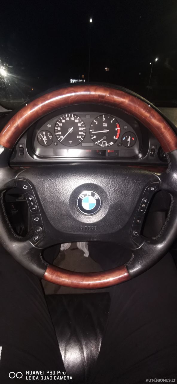 BMW 525 | 12