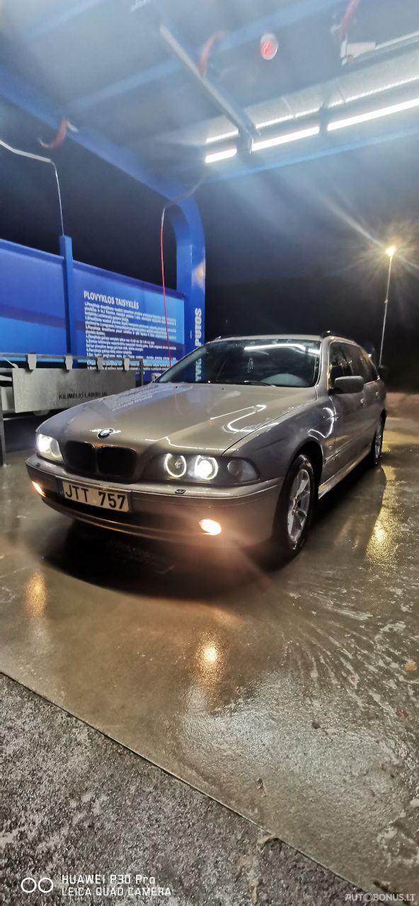 BMW 525 | 4
