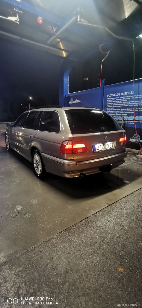 BMW 525 | 7
