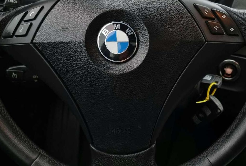 BMW 525 | 19