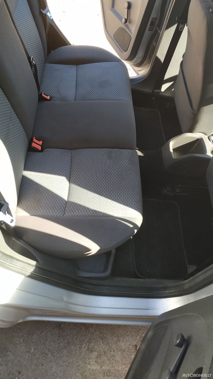 Ford Focus | 9