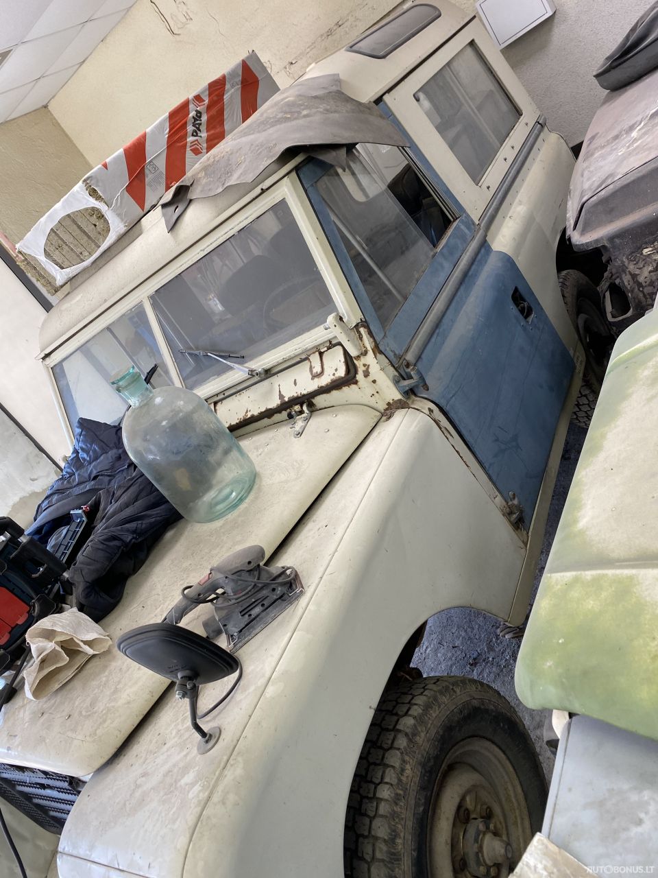 Land Rover Defender | 1