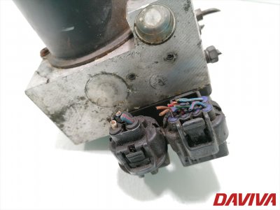 Toyota RAV4, Visureigis | 3