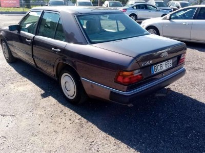 Mercedes-Benz 250 | 3