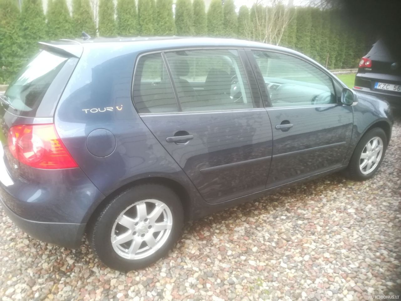 Volkswagen Golf | 2