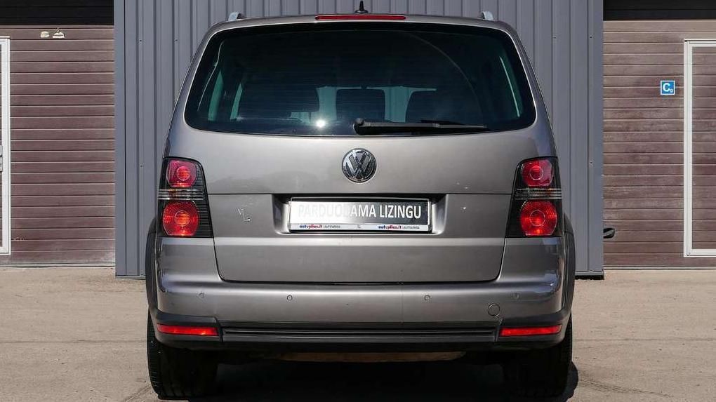 Volkswagen Touran | 8