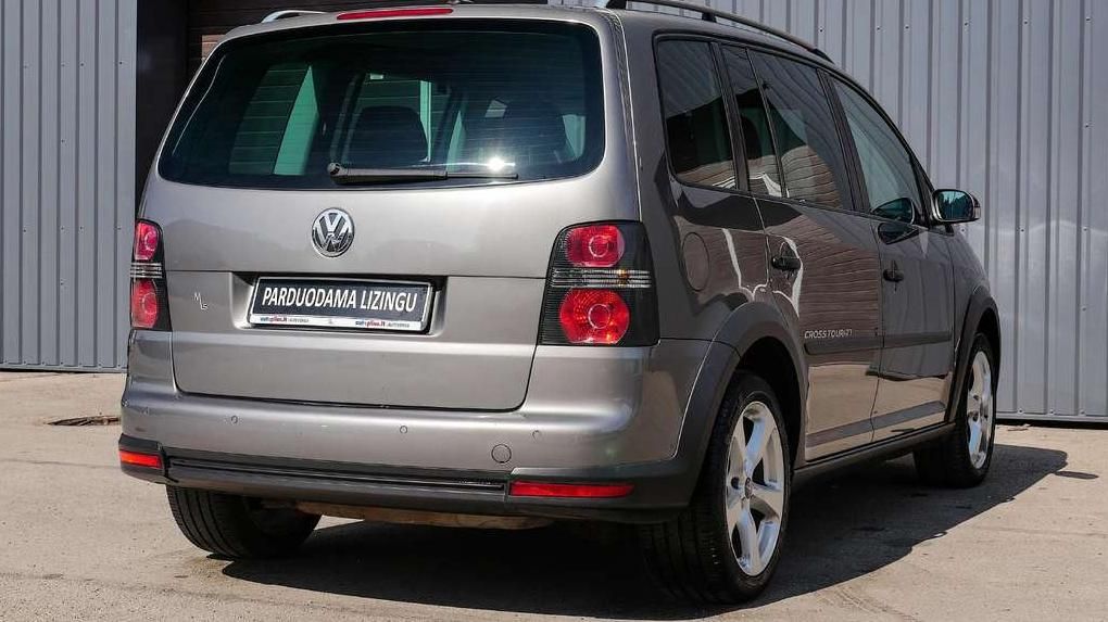 Volkswagen Touran | 7