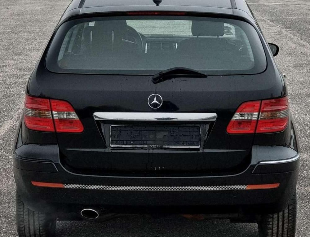 Mercedes-Benz B200 | 5