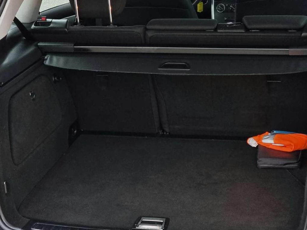 Mercedes-Benz B200 | 11