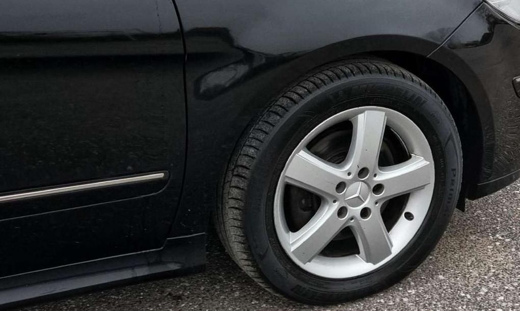 Mercedes-Benz B200 | 4