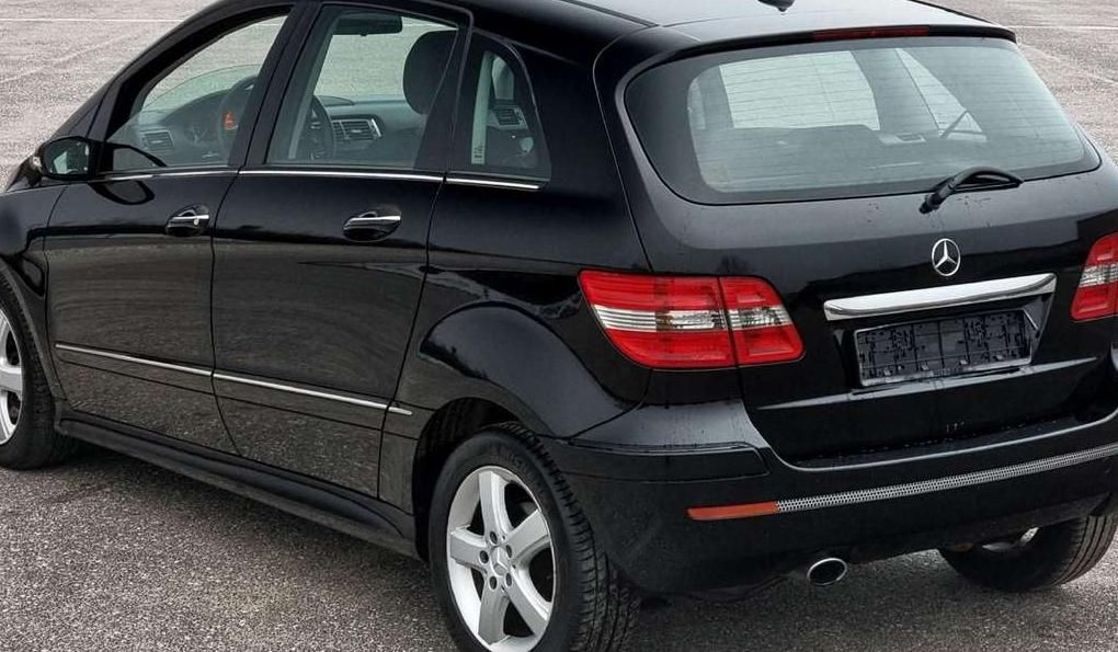 Mercedes-Benz B200 | 6