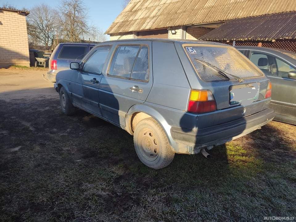 Volkswagen Golf | 1