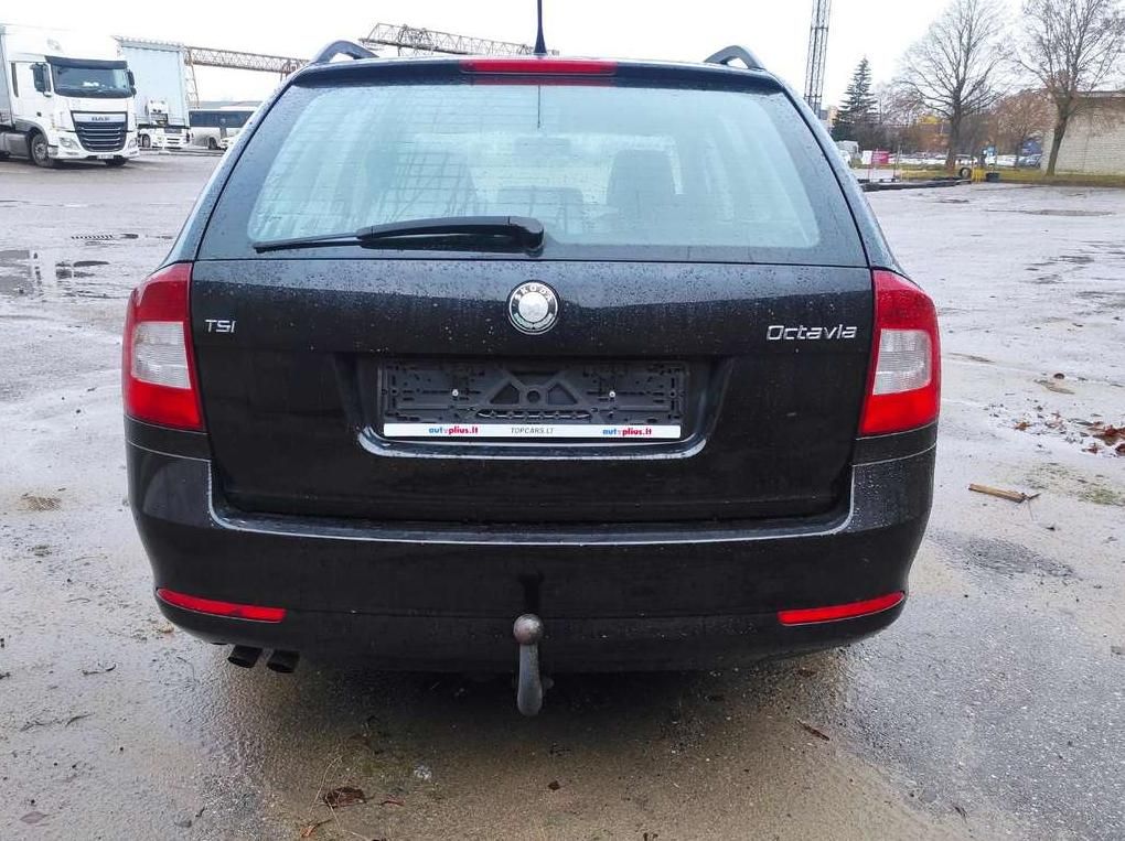 Skoda Octavia | 5