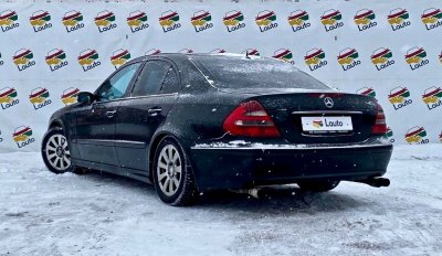 Mercedes-Benz E220 | 3
