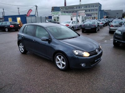 Volkswagen Golf | 3