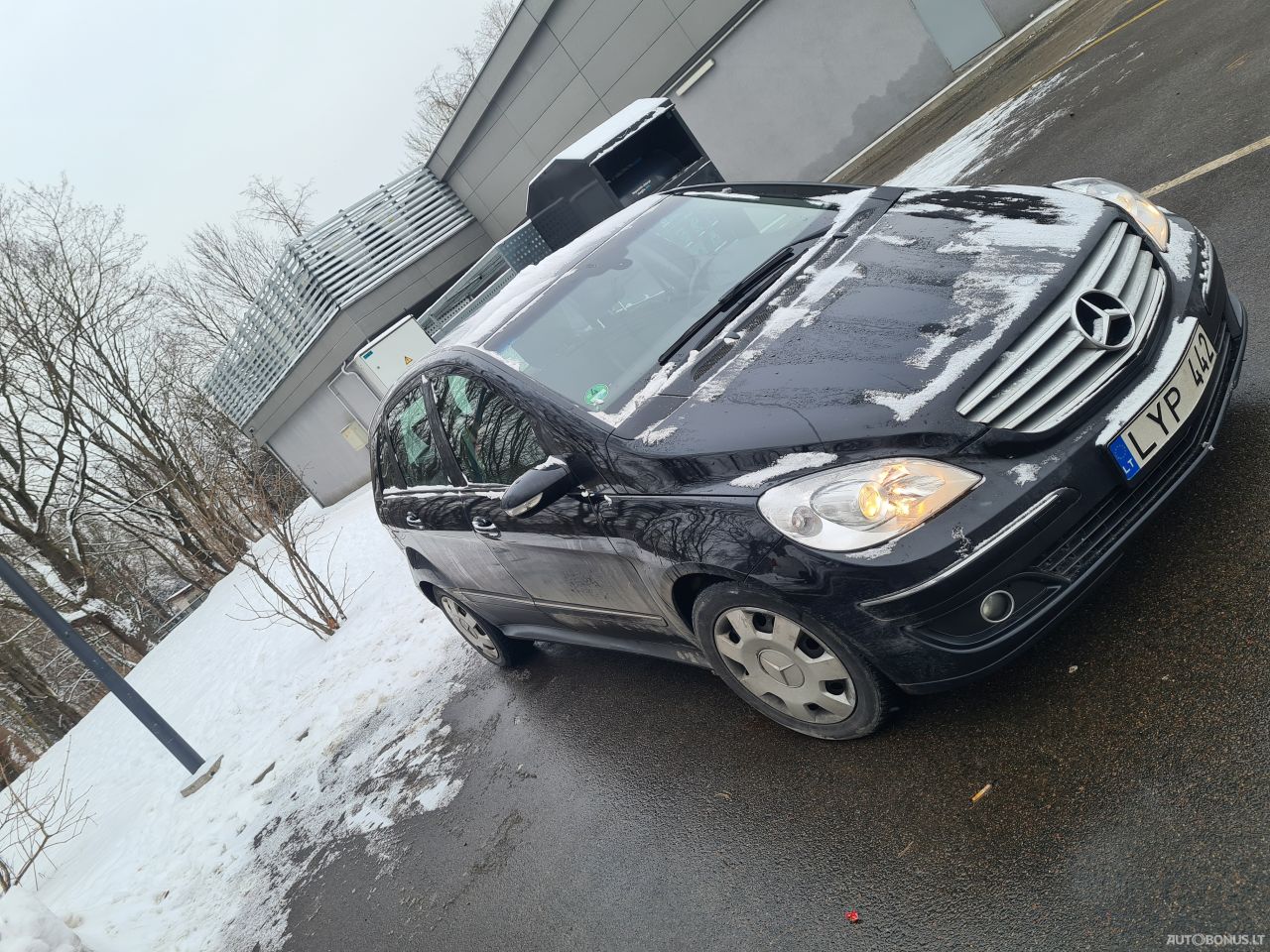 Mercedes-Benz B200 | 2
