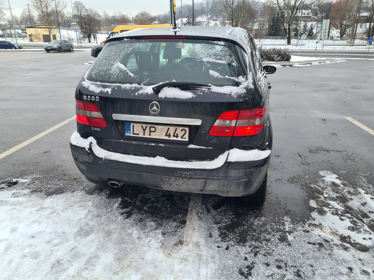 Mercedes-Benz B200 | 3