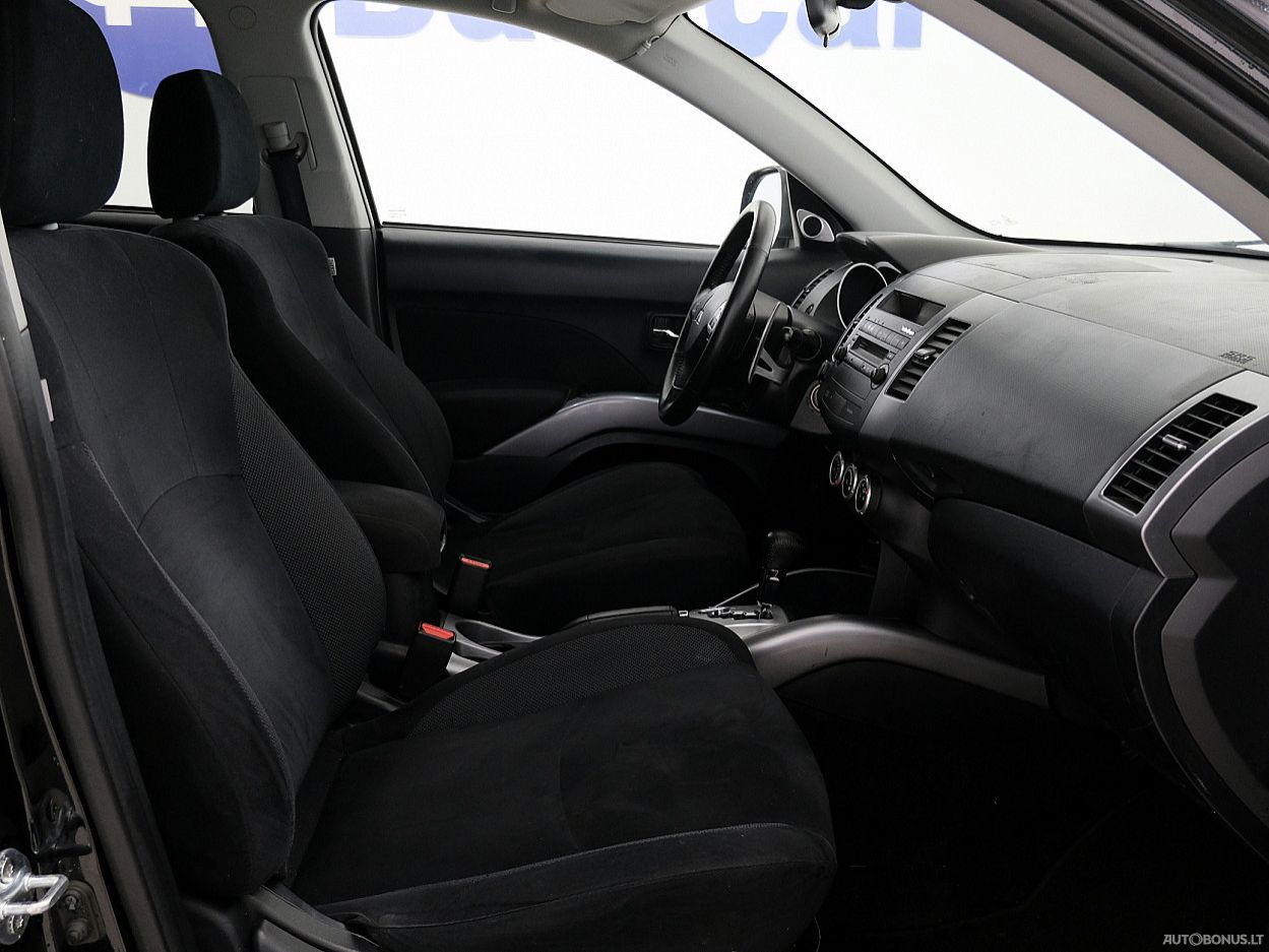 Mitsubishi Outlander | 5