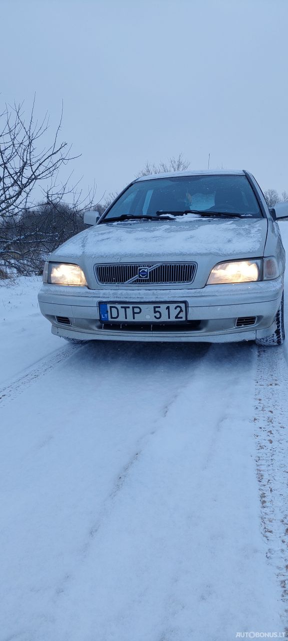Volvo V40 | 1