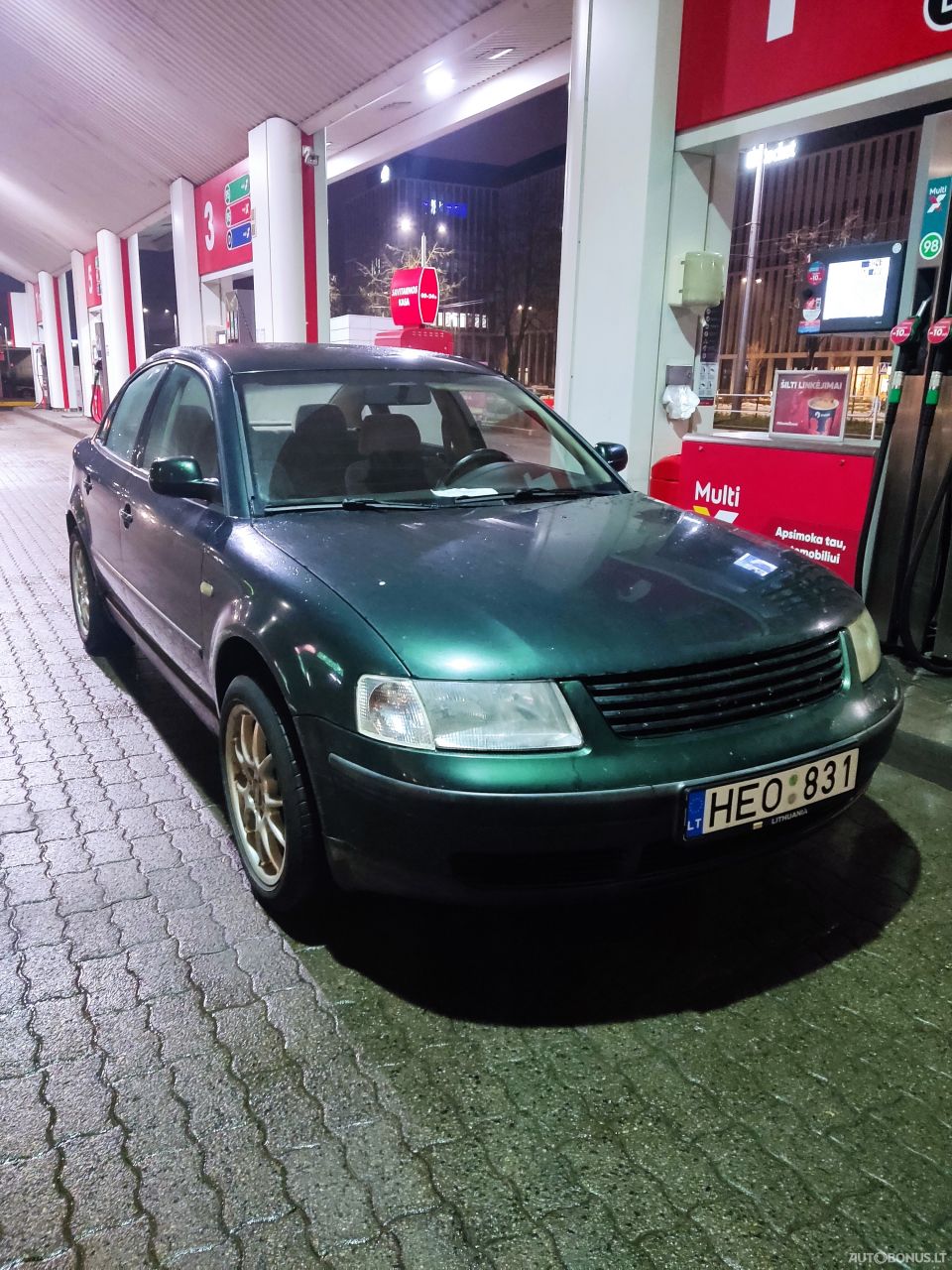 Volkswagen Passat | 1