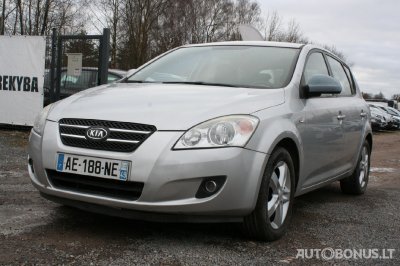 Kia Cee'd, 1.6 l., hatchback
