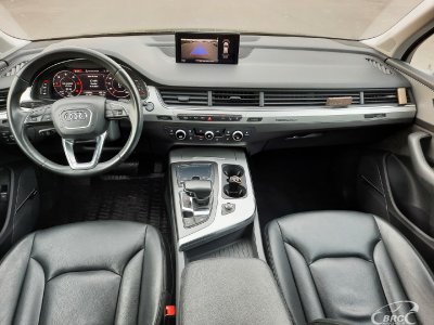 Audi Q7 | 2
