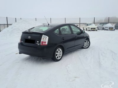 Toyota Prius | 3
