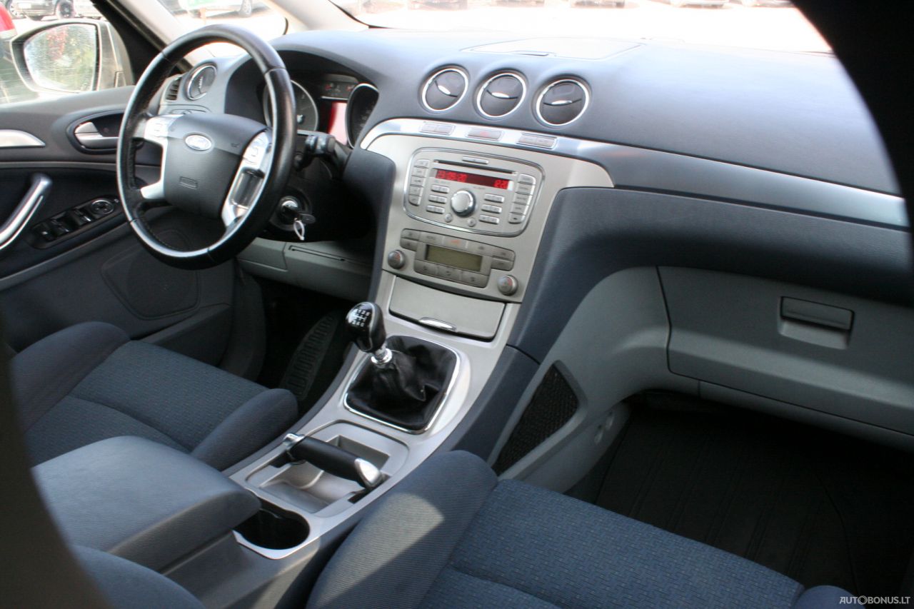 Ford S-MAX | 11