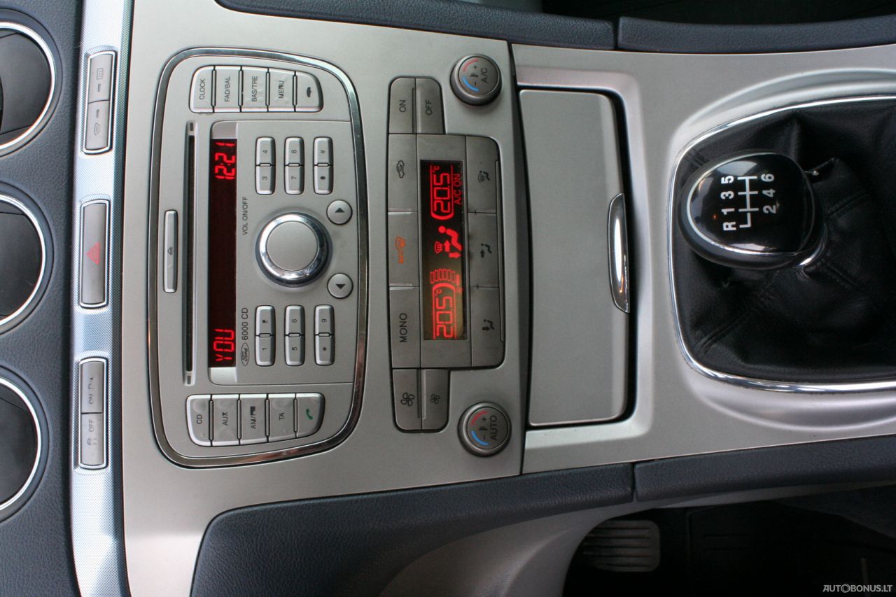 Ford S-MAX | 14