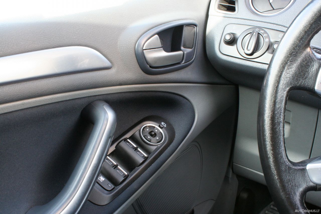 Ford S-MAX | 15