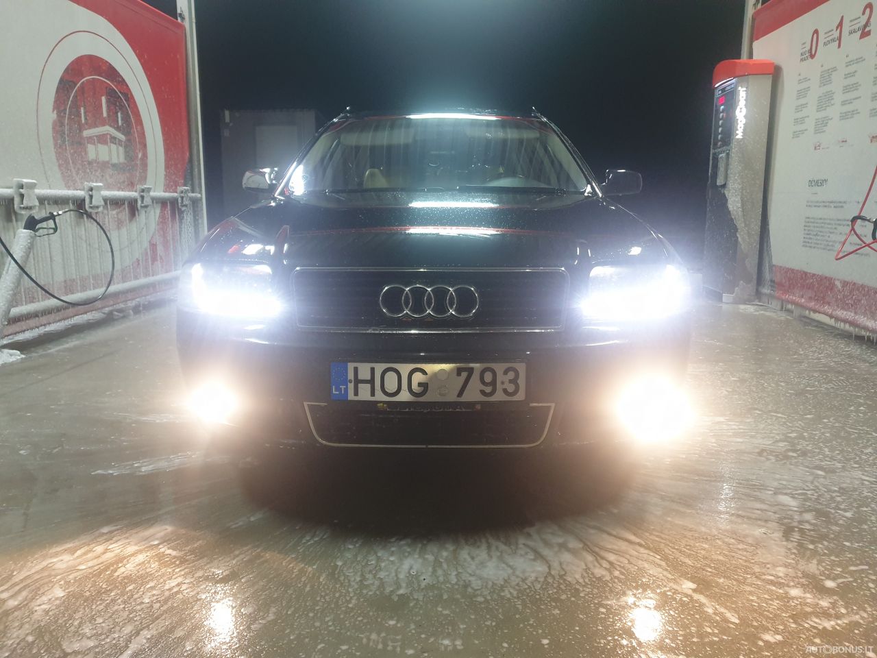 Audi A6 | 1