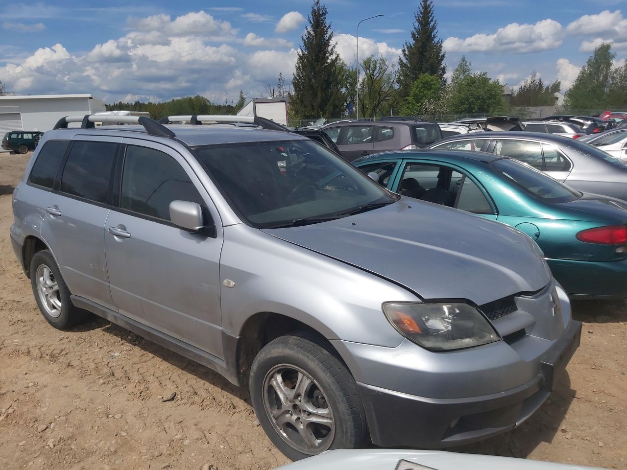 Mitsubishi, Cross-country