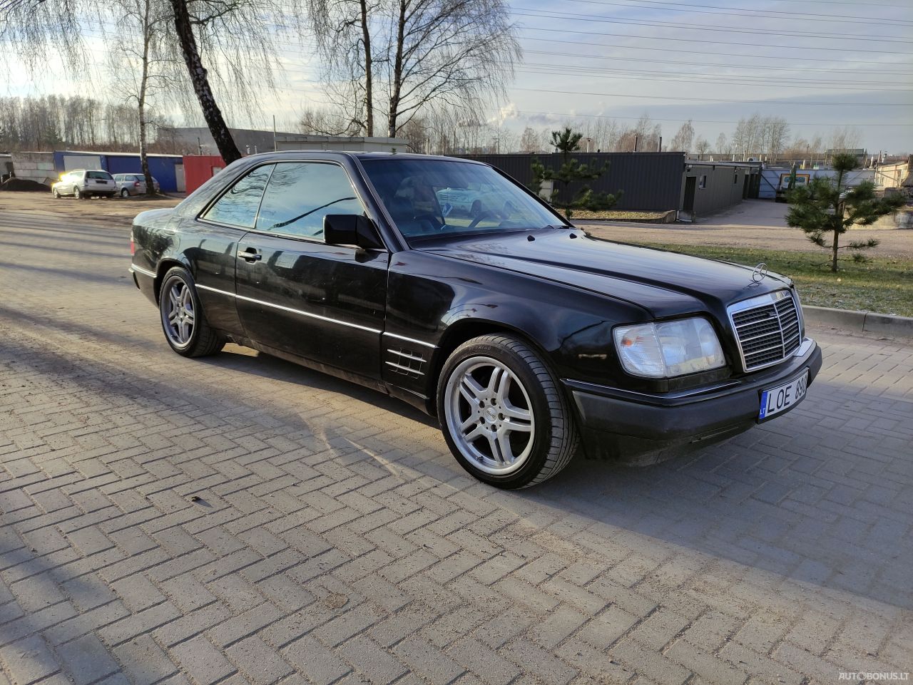 Mercedes-Benz E320 | 8