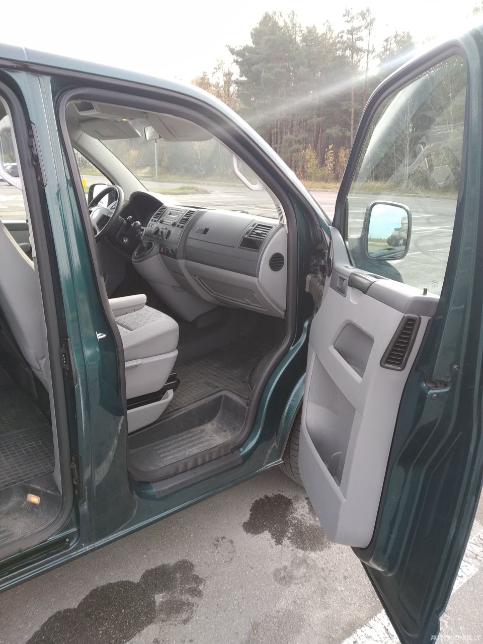 Volkswagen Caravelle | 6