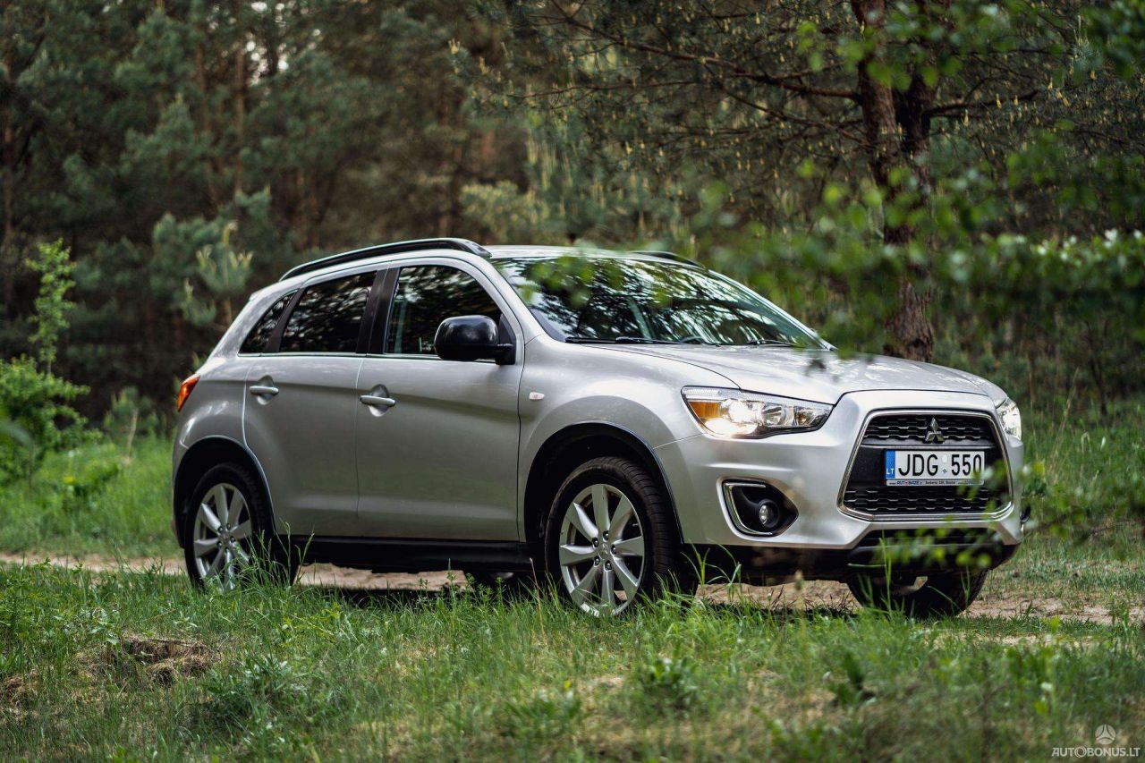 Mitsubishi Outlander | 1
