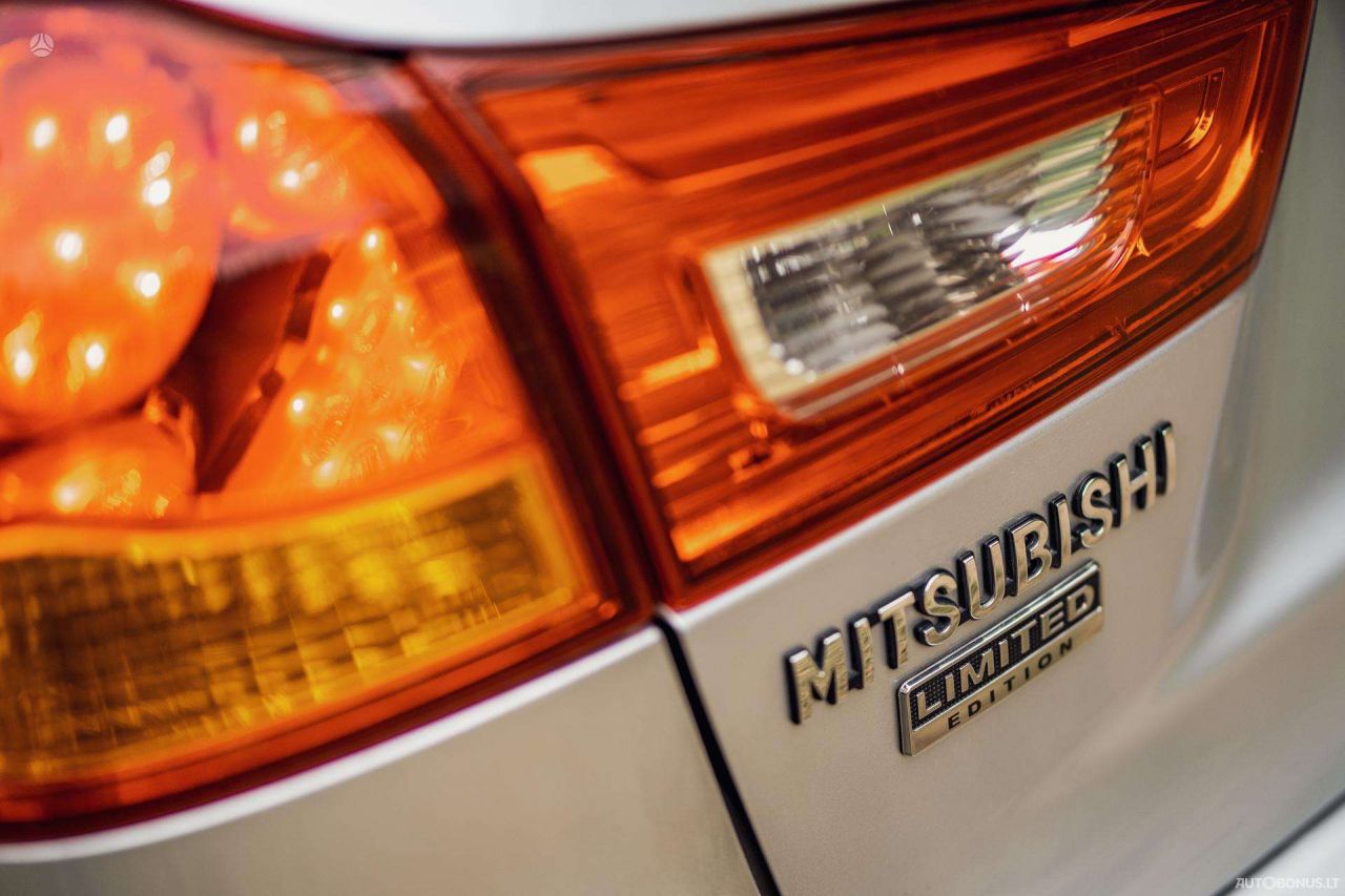 Mitsubishi Outlander | 6