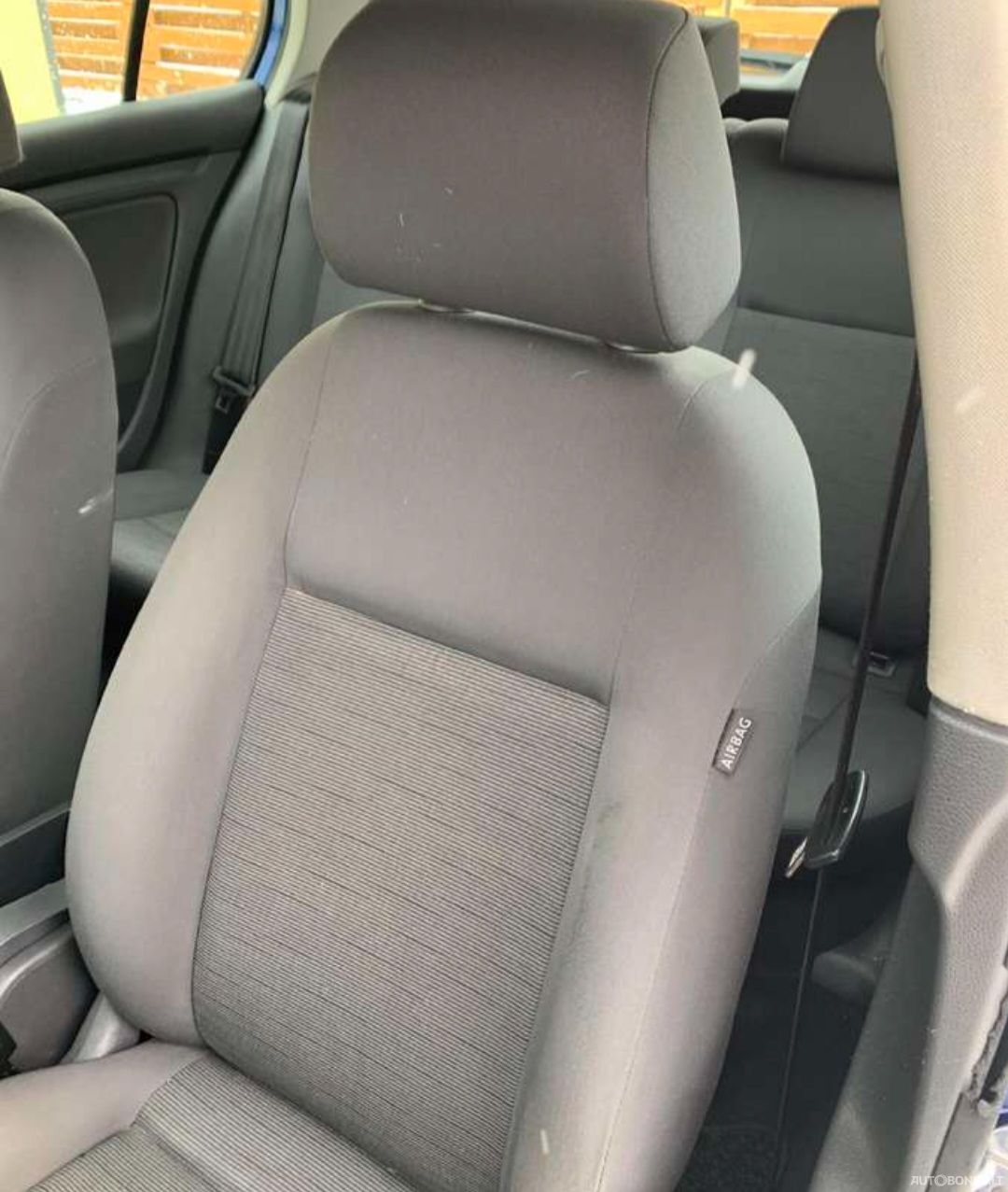 Volkswagen Golf | 3