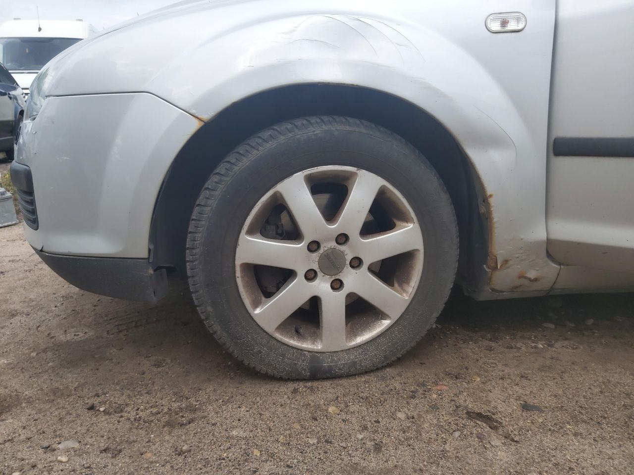 Ford, Hatchback | 7