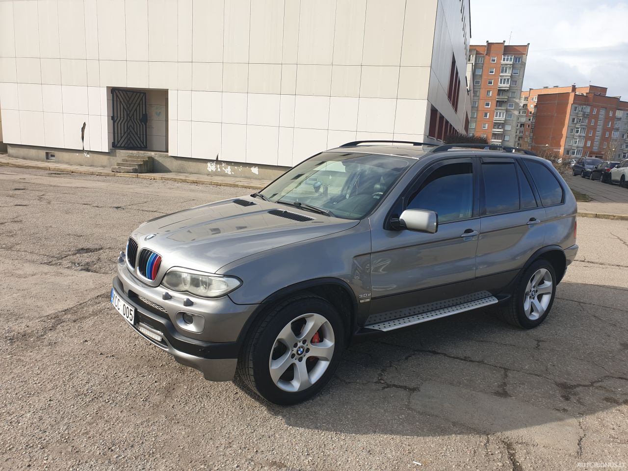 BMW X5 | 6