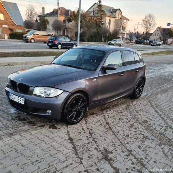 BMW 120 | 3