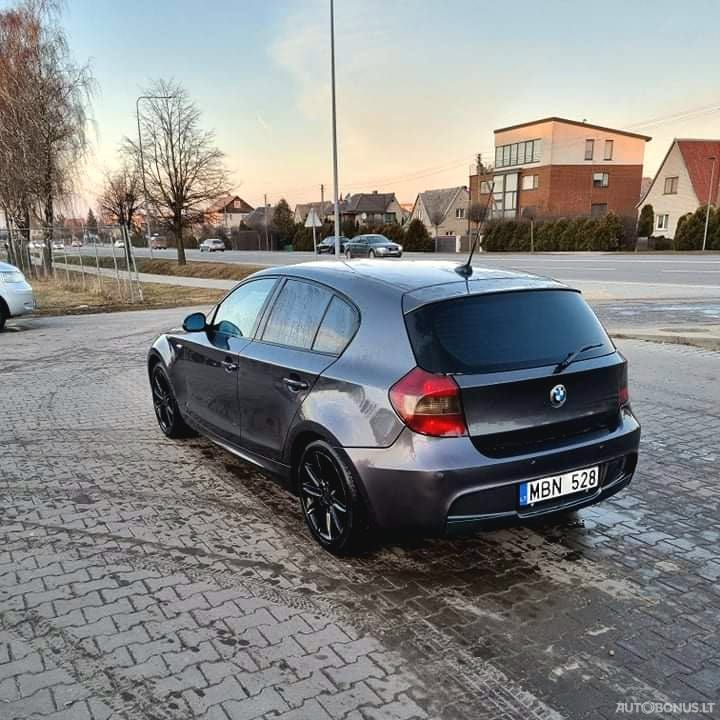 BMW 120 | 5