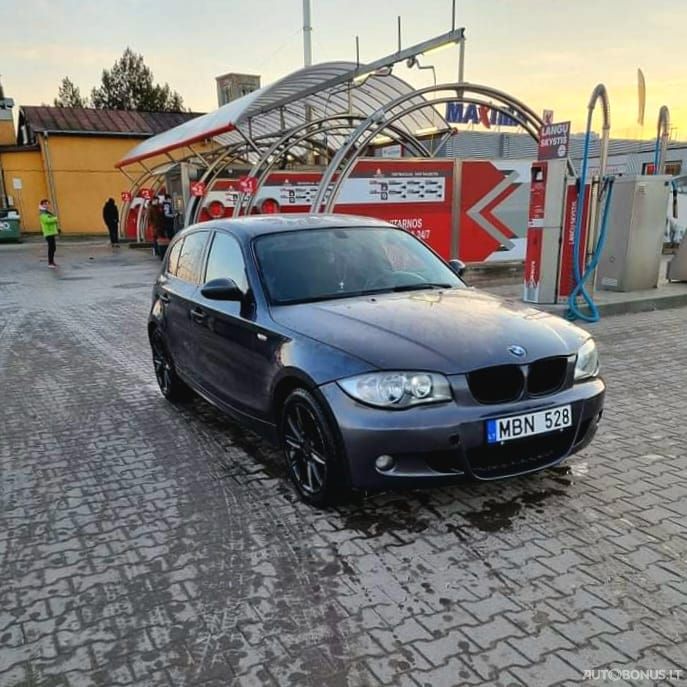 BMW 120 | 7