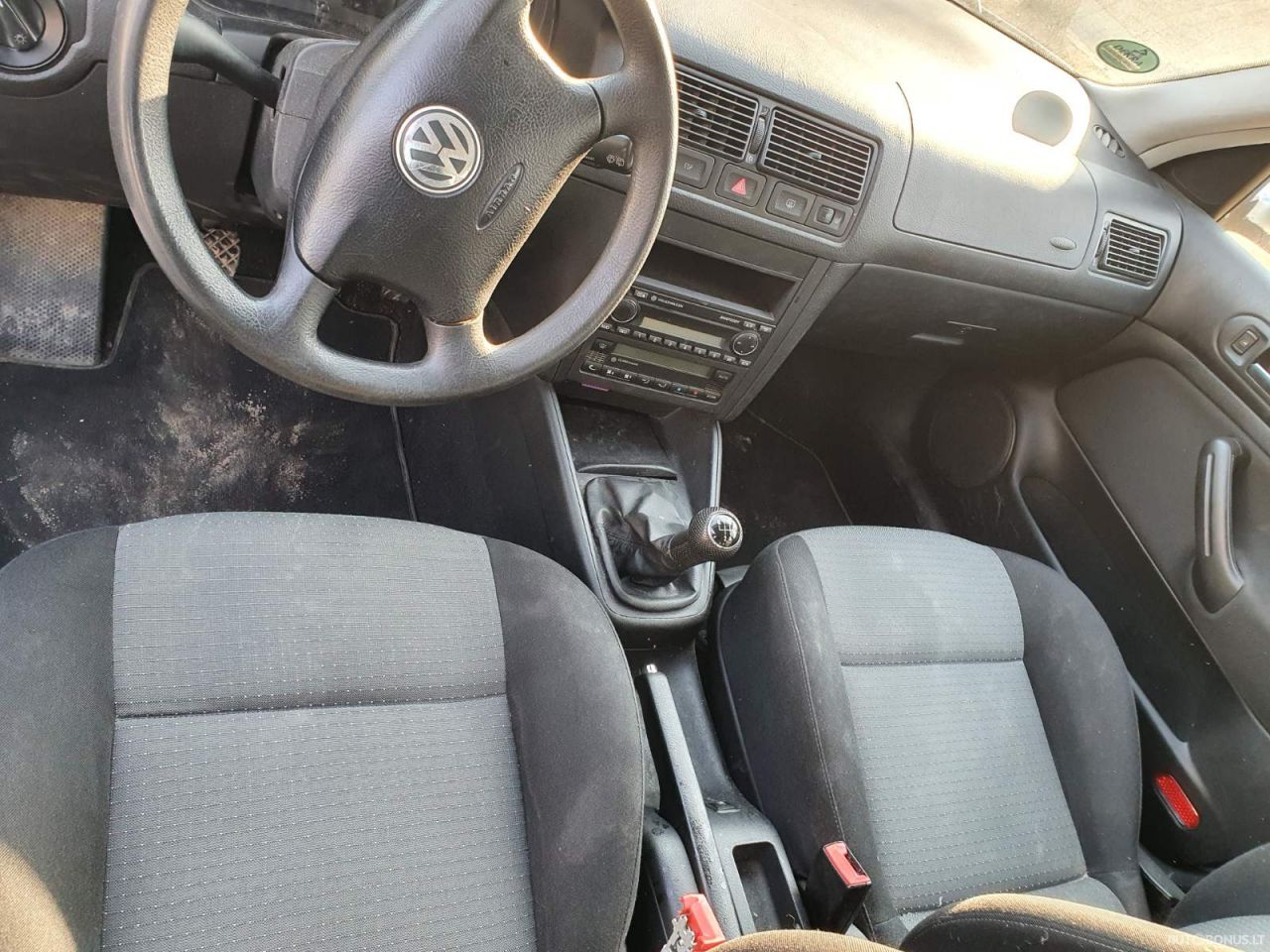 Volkswagen Golf | 5