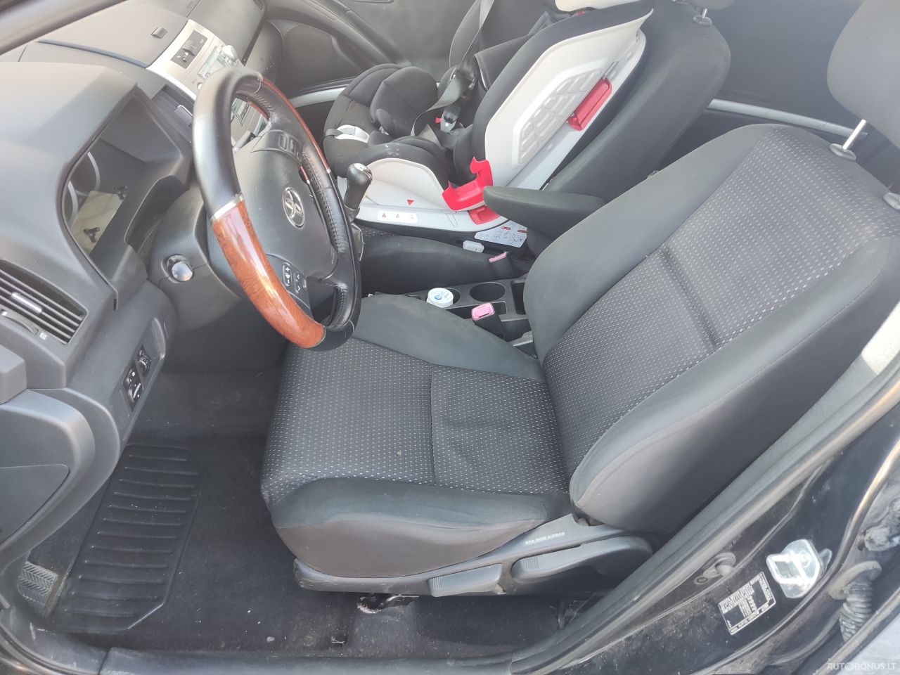 Toyota Corolla Verso | 6