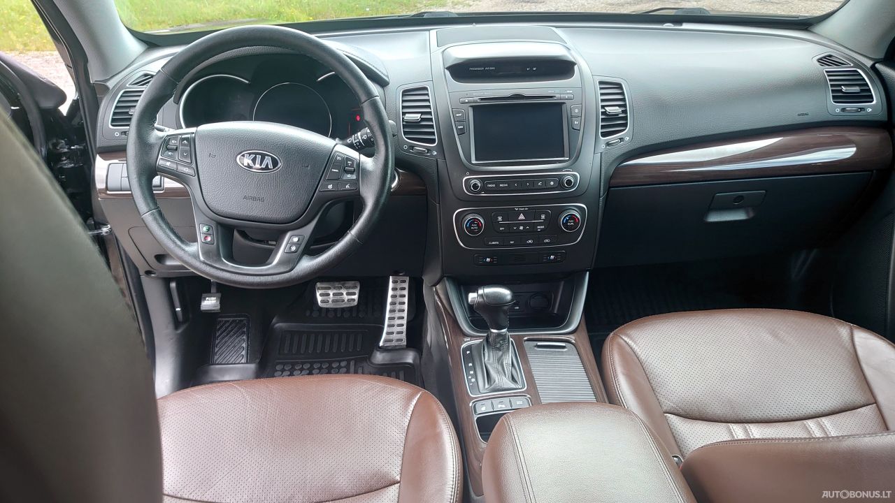 Kia Sorento | 12